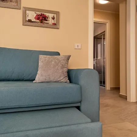 Guest house Patrizia Con Parcheggio Privato Como