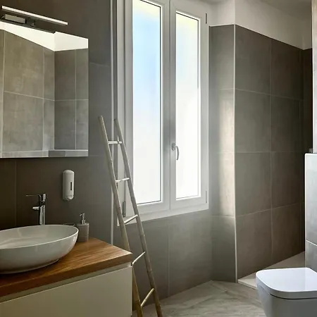 Guest house Patrizia Con Parcheggio Privato Como