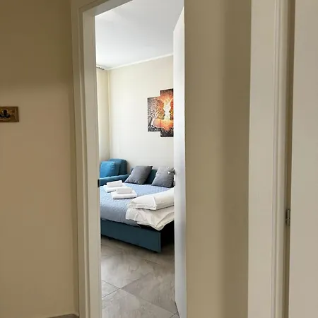 Patrizia Con Parcheggio Privato Guest house