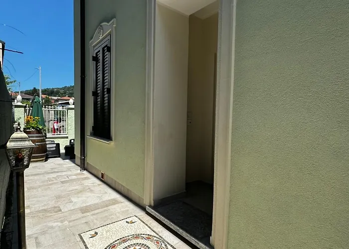 Πανσιόν Patrizia Con Parcheggio Privato Όπως