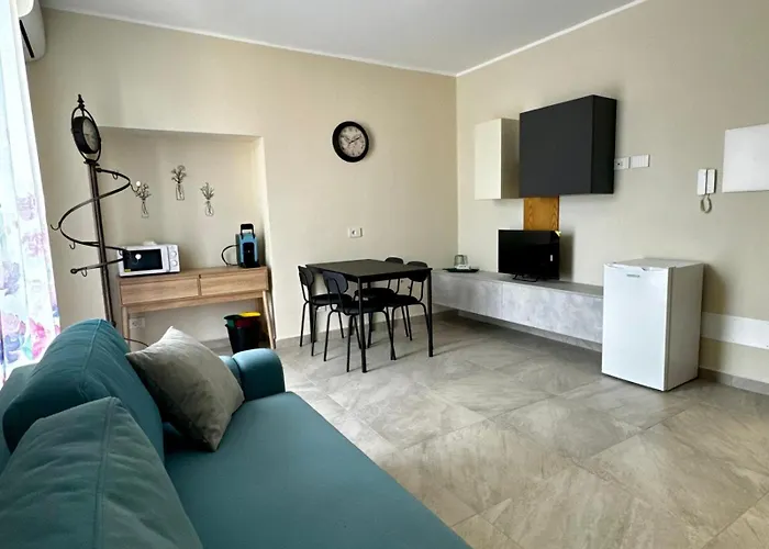 Πανσιόν Patrizia Con Parcheggio Privato