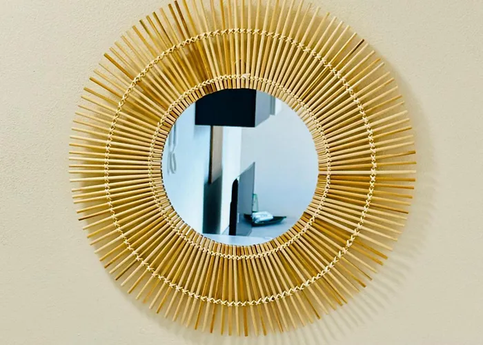 Patrizia Con Parcheggio Privato Πανσιόν