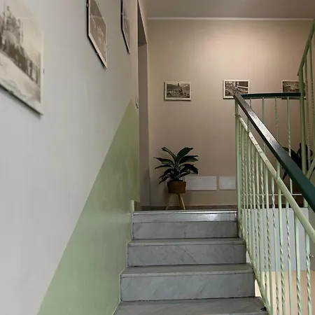 ゲストハウス Patrizia Con Parcheggio Privato 3*