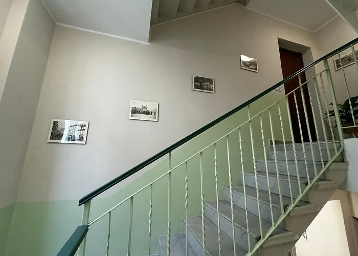 Konukevi Patrizia Con Parcheggio Privato Como