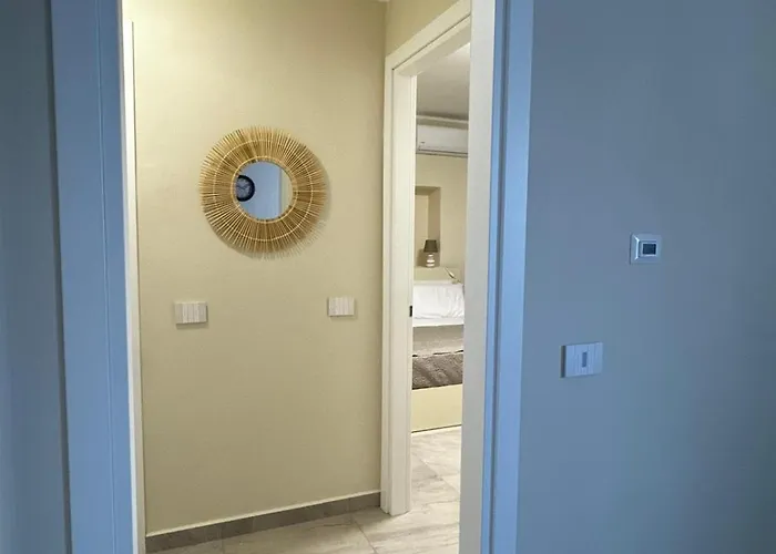 Patrizia Con Parcheggio Privato Konukevi 4*