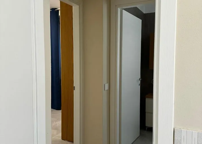 Patrizia Con Parcheggio Privato Konukevi
